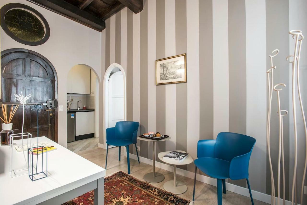Apartament La Finestra Su Fontana Di Trevi - Charming View Rzym Zewnętrze zdjęcie