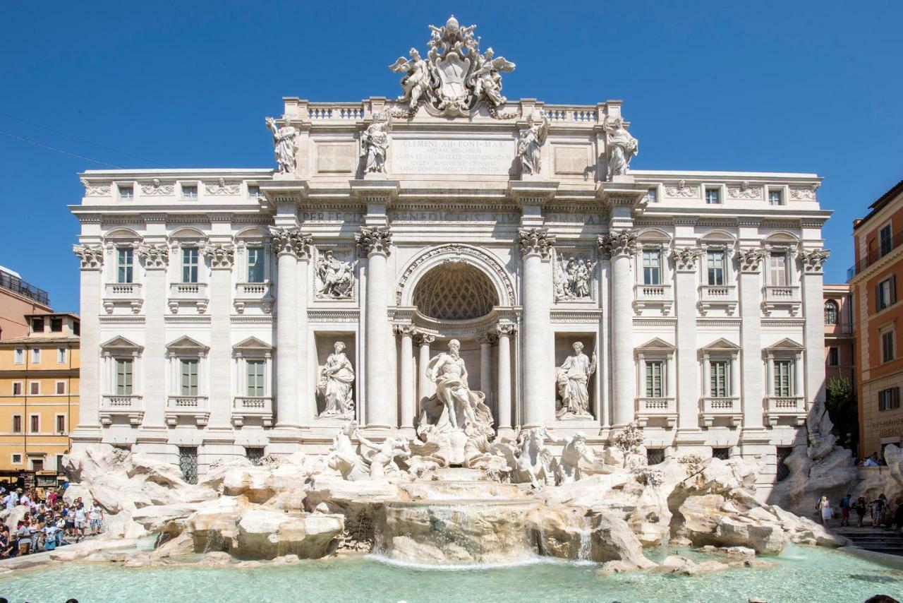 Apartament La Finestra Su Fontana Di Trevi - Charming View Rzym Zewnętrze zdjęcie