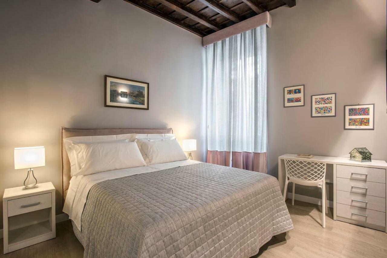 Apartament La Finestra Su Fontana Di Trevi - Charming View Rzym Zewnętrze zdjęcie