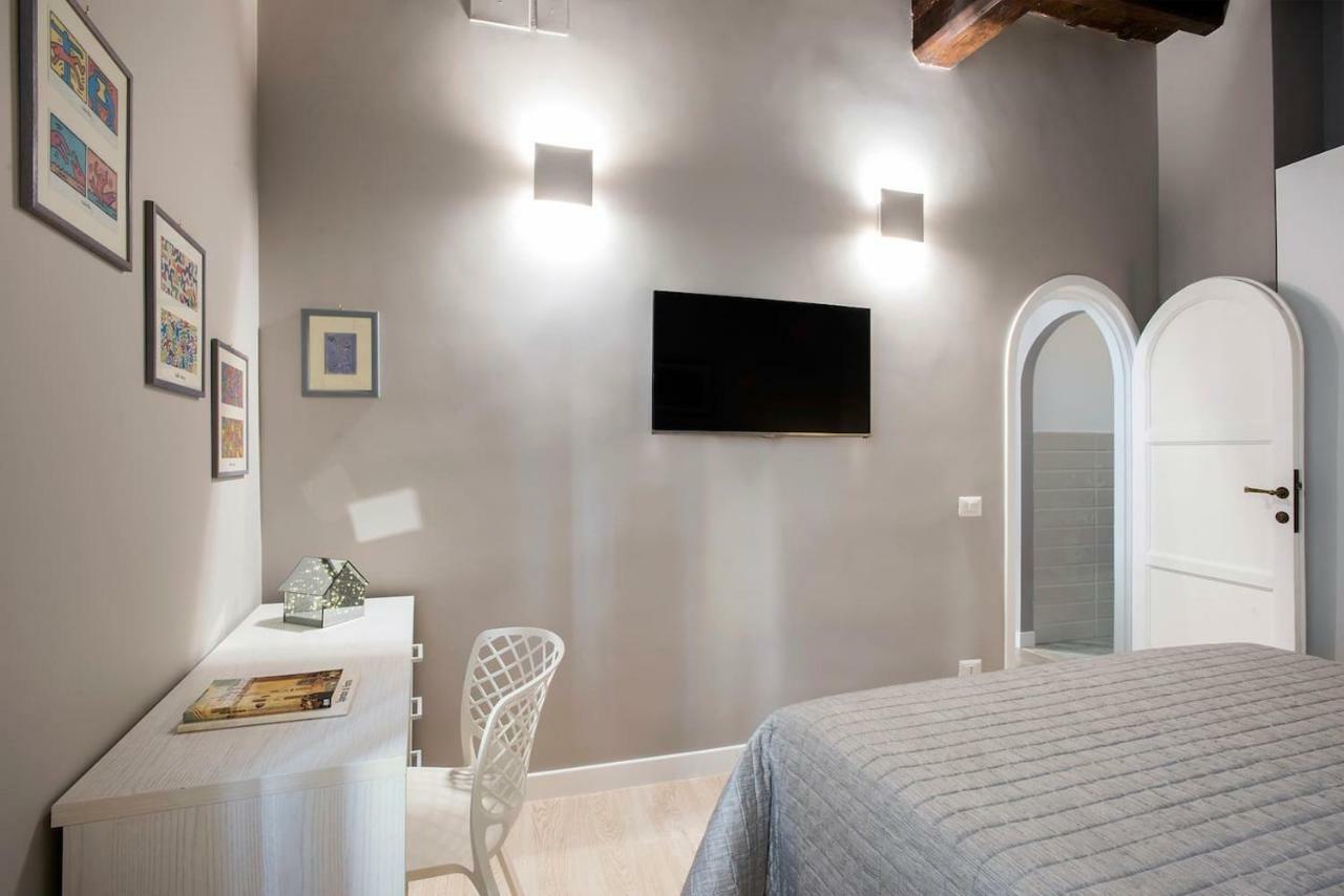 Apartament La Finestra Su Fontana Di Trevi - Charming View Rzym Zewnętrze zdjęcie